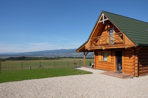 Facade/entrance, Lake view, Mountain view