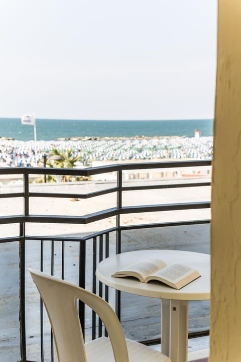 View (from property/room), Balcony/Terrace
