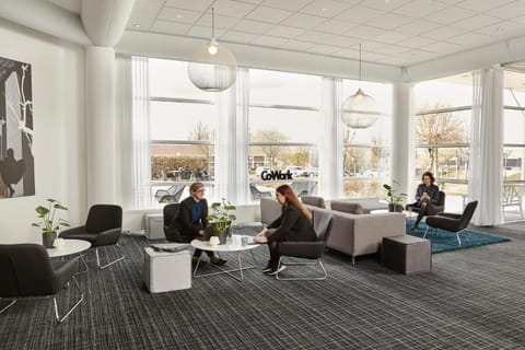 Lobby or reception, Seating area