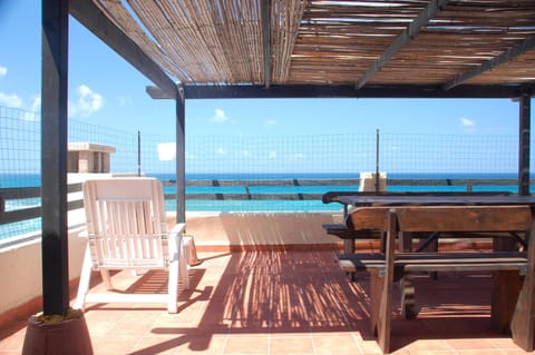Villa Alabe - Waterfront Apartments in Bosa Porto Alabe Apartment in Sardinia