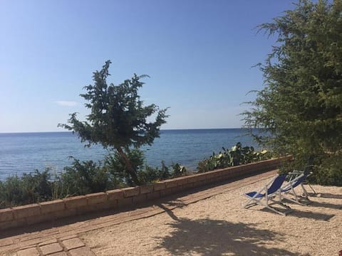 Villa Alabe - Waterfront Apartments in Bosa Porto Alabe Apartment in Sardinia