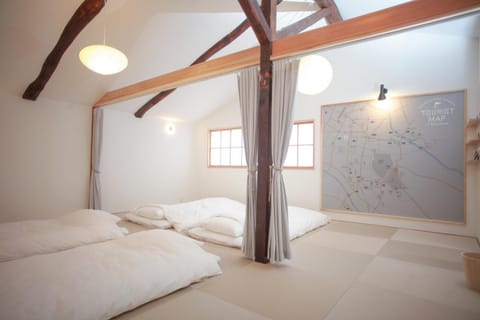 Bedroom, children, young children, older children, group of guests, Family