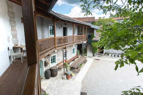 Property building, Balcony/Terrace