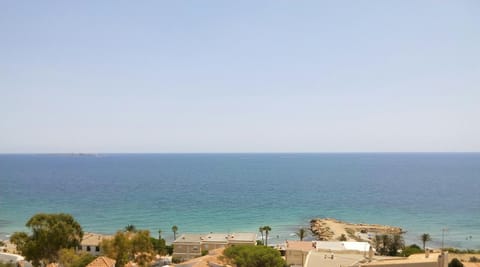 Spring, Day, Fishing, Balcony/Terrace, Photo of the whole room, Decorative detail, Decorative detail, Beach, Beach, Sea view, Family