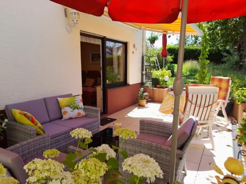 Day, Garden, View (from property/room), Balcony/Terrace, Seating area, Garden view
