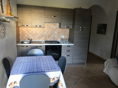 Dining area, Communal kitchen