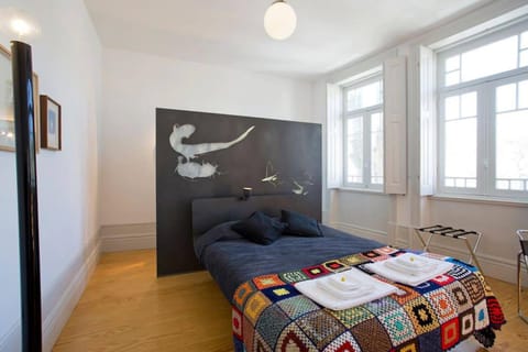 Bed, Bathroom, Photo of the whole room, Bedroom, River view, Entertainment, locker, towels