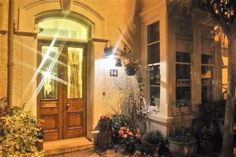 Harringtons at 14 Bed and Breakfast in Llandudno