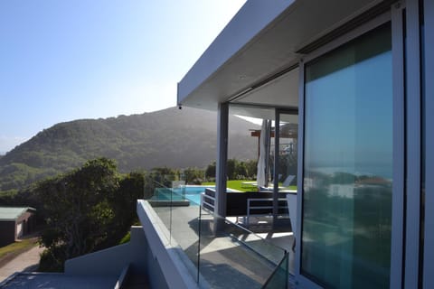 Patio, Restaurant/places to eat, Natural landscape, BBQ facilities, Darts, Garden, Garden, Table tennis, Bathroom, Balcony/Terrace, Balcony/Terrace, Living room, Dining area, Beach, Beach, Bedroom, Communal kitchen, Garden view, Mountain view, Pool view, Sea view, Swimming pool, Swimming pool, Swimming pool