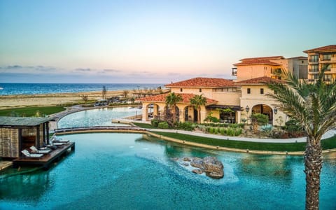 Restaurant/places to eat, Bird's eye view, Beach, Sea view, Swimming pool
