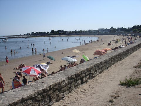 Staff, Staff, Staff, Spring, Off site, People, People, People, Winter, Summer, Fishing, Fishing, Other, Other, Beach, Beach, Tennis court, Tennis court, Windsurfing, Windsurfing, Canoeing, Canoeing, Hiking, Hiking, Cycling, Cycling, Autumn, Guests, Seasons, children, children, children, young children, young children, young children, older children, older children, older children, group of guests, group of guests, group of guests, Family, Family, Family