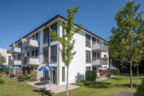 Property building, Garden, Garden view