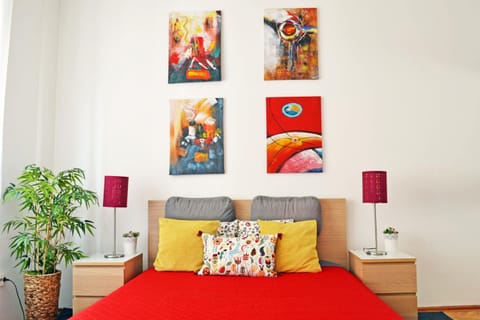 Bed, Bedroom