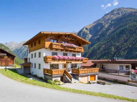 Facade/entrance, Summer