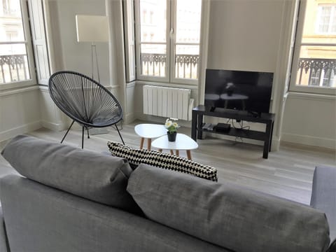 Living room, Decorative detail