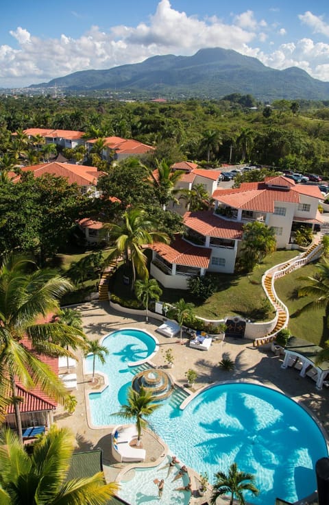 Property building, Facade/entrance, Day, Natural landscape, Bird's eye view, Garden, Mountain view, Pool view, Swimming pool