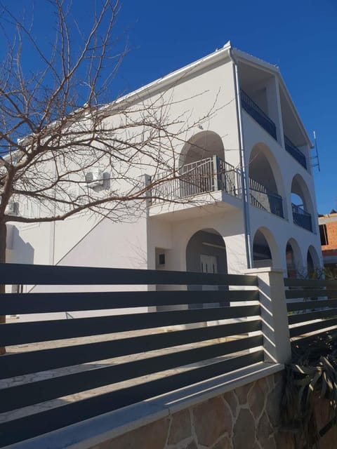 Apartments Pralija Apartment in Šibenik-Knin County, Croatia