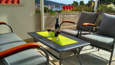 Day, View (from property/room), Balcony/Terrace, Seating area