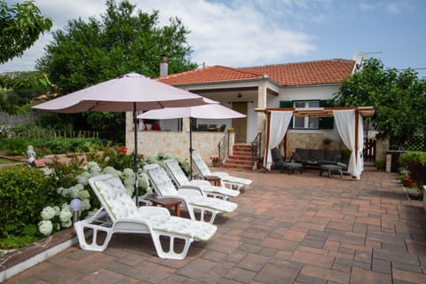 Villa Kata Villa in Šibenik-Knin County, Croatia