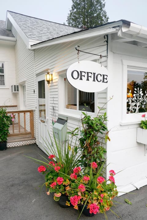 Facade/entrance, Lobby or reception