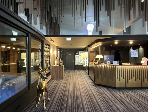 Property building, Lobby or reception