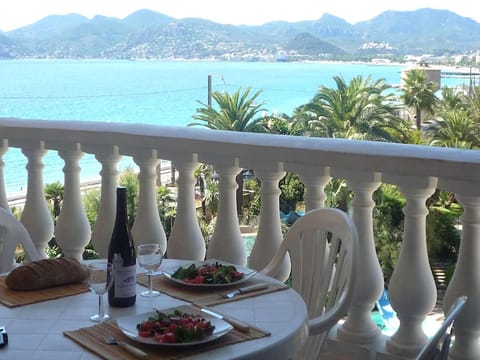 Balcony/Terrace, Mountain view, Pool view, Sea view