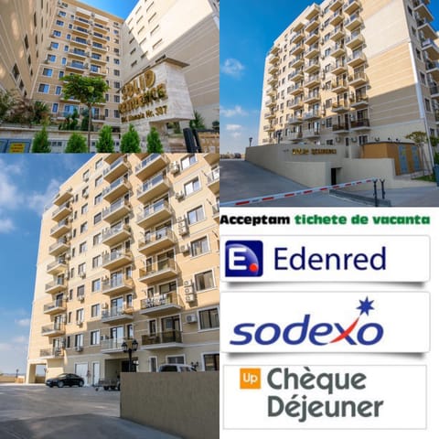 Property building, Facade/entrance, Bird's eye view, Floor plan
