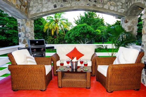 Garden, Garden view, Family