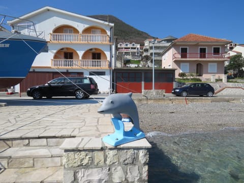 Property building, Patio, Facade/entrance, Beach