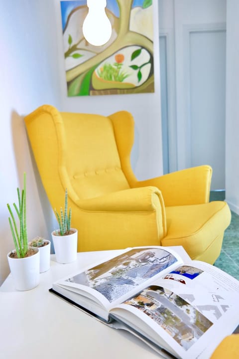 TV and multimedia, Living room, Decorative detail