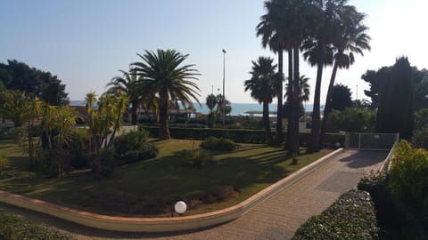 Property building, Sea view