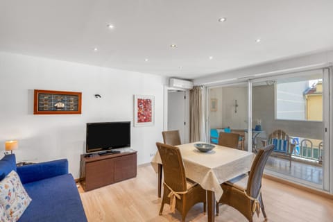 MC Apartment with Parking Apartment in Monaco