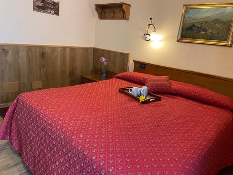 Hotel Le Petit Abri Hotel in Champoluc