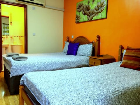 The Oasis Hotel Hotel in Harlow