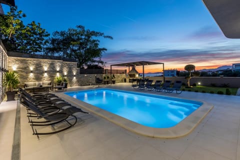 Patio, Natural landscape, View (from property/room), Pool view, Swimming pool, sunbed