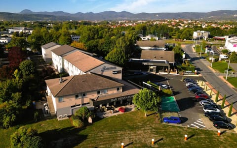 Property building, Bird's eye view, View (from property/room), Garden view, Landmark view, Mountain view, Parking