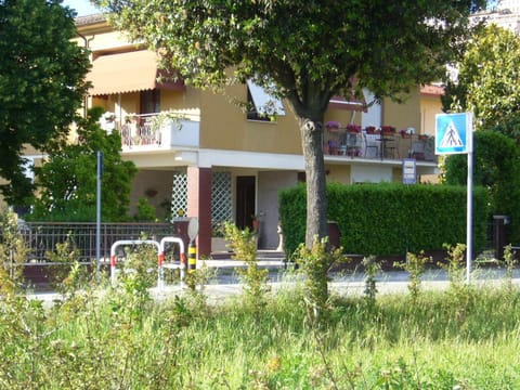 Property building, Garden, Street view