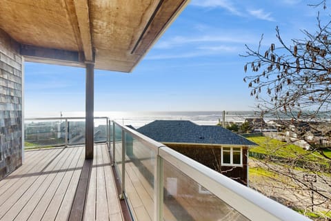 SeaLah House in Lincoln City