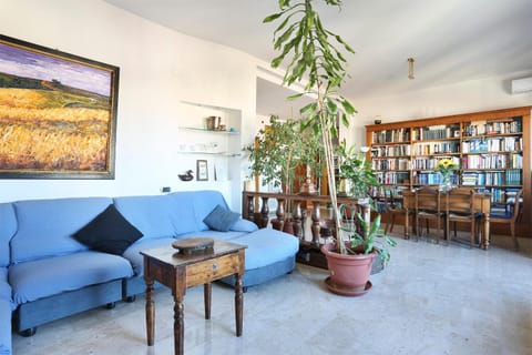 La tua Casa a Firenze con parcheggio privato per 2 auto Apartment in Florence