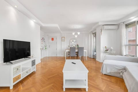 LovelyLoft Mercado Apartment in Alicante