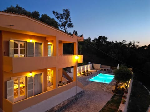 Property building, Pool view