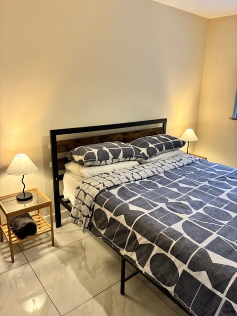 Castell Cottages Central with Parking House in Wales