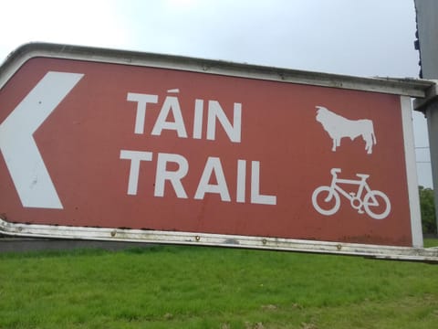 Neighbourhood, Activities, On site