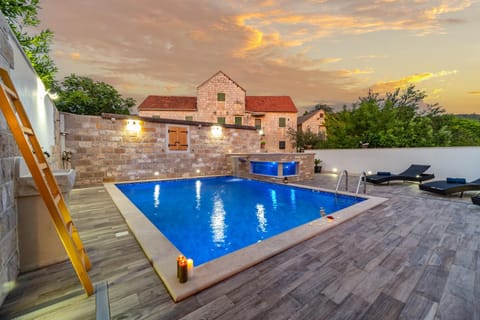 Pool view, Swimming pool
