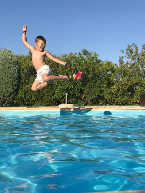 Swimming pool, Swimming pool