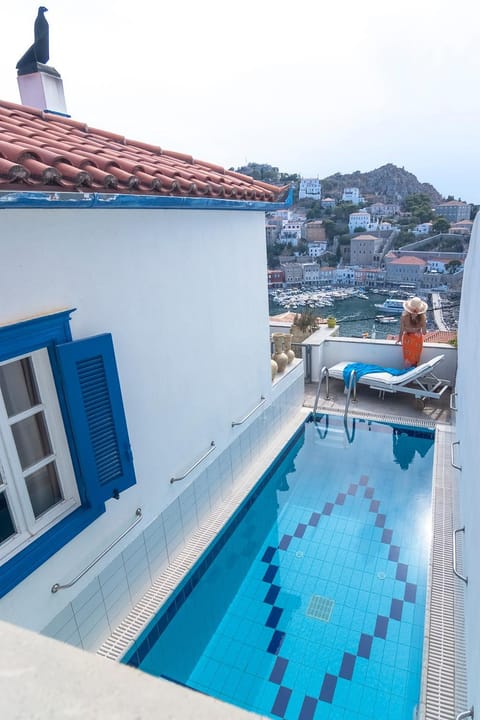 Pool view, Swimming pool
