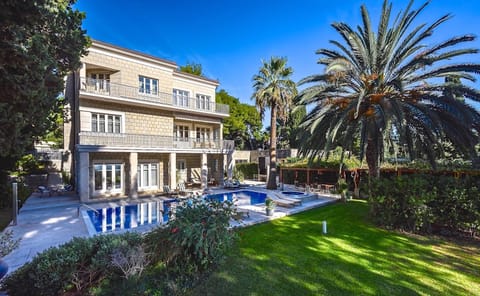 Garden, Swimming pool, Swimming pool