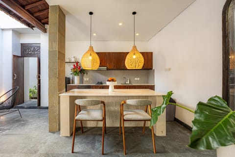 Apple Villa & Suite Seminyak Campground/
RV Resort in North Kuta