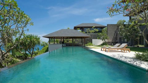 Property building, Natural landscape, Garden, Garden view, Pool view, Swimming pool, sunbed