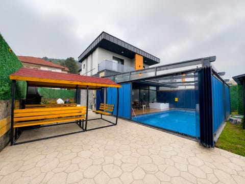 Property building, Patio, Day, Swimming pool